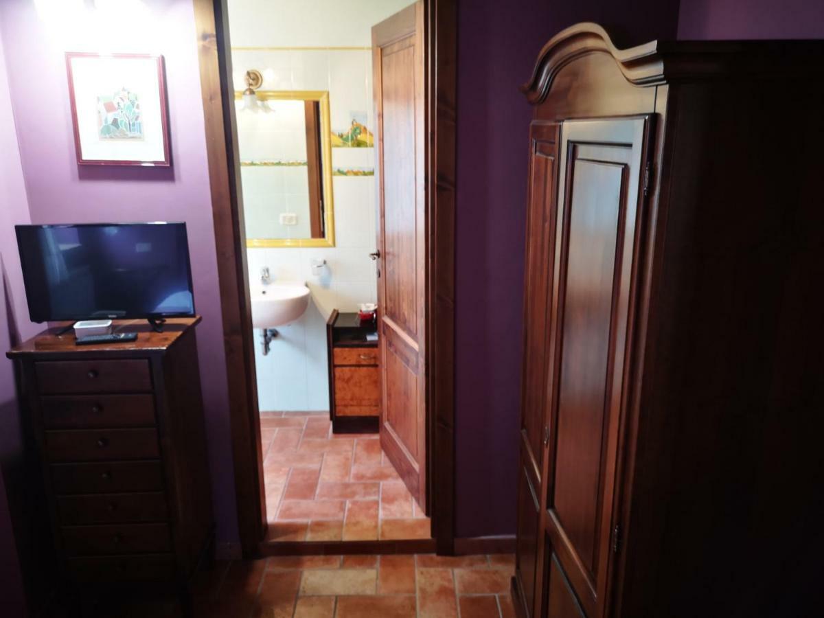 Affittacamere La Casa Sul Colle Moresco Esterno foto