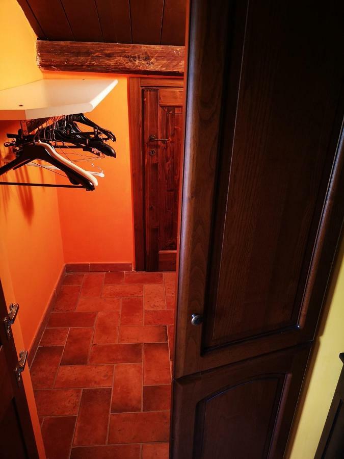 Affittacamere La Casa Sul Colle Moresco Esterno foto