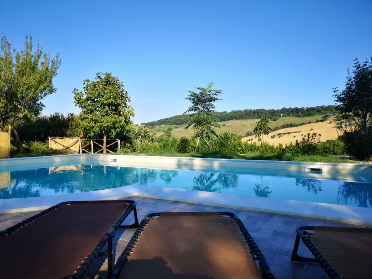 Affittacamere La Casa Sul Colle Moresco Esterno foto